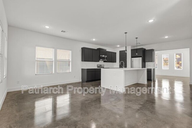 Building Photo - 3003 Alpha Wolf Ct