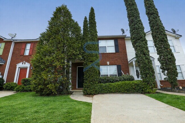 Building Photo - Move in before January 31st and choose your reward: a $250 Amazon Gift Card or a 55" Smart TV!