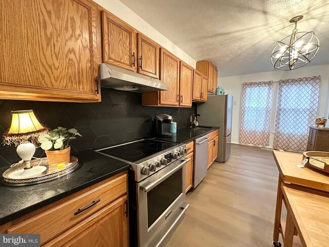 Building Photo - 626 Maryland Ave