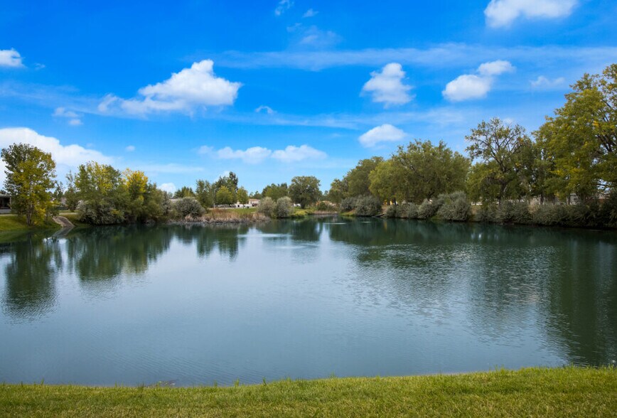 Building Photo - 22 Tartarian St