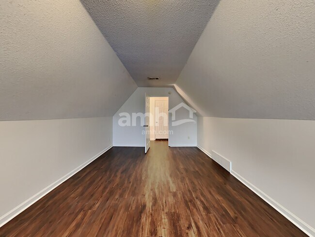 Building Photo - 2728 Green Turtle Trail