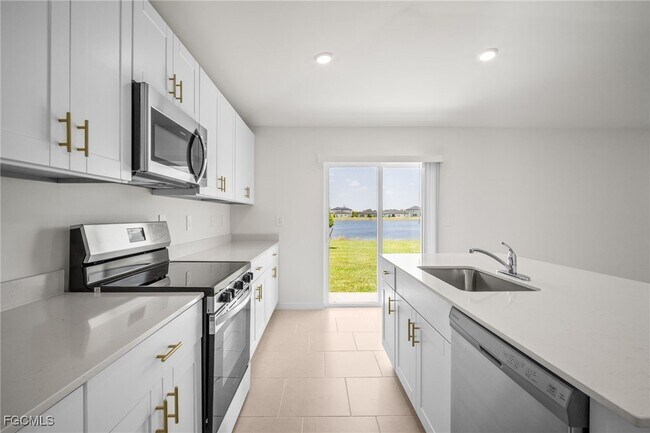 Building Photo - 17633 Paradiso Wy