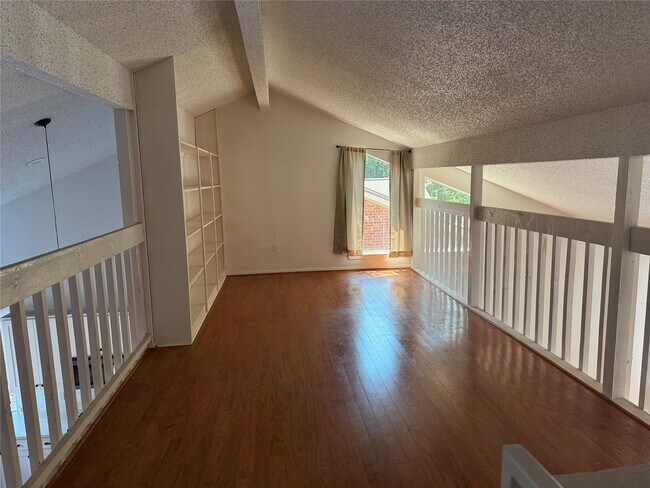 Building Photo - 2018 Woodstream Blvd