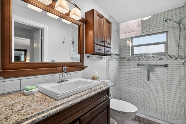Building Photo - 6372 Sleepy Willow Way
