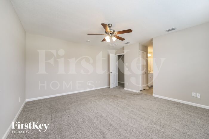 Building Photo - 75302 Plumbago Trce