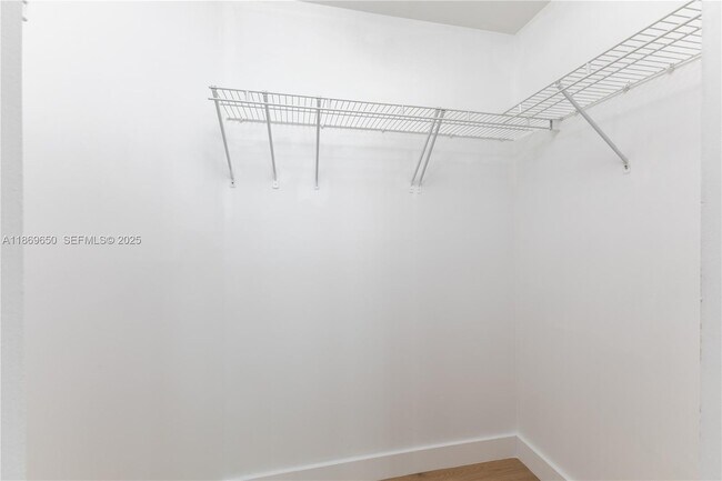 Building Photo - 7900 Harbor Island Dr