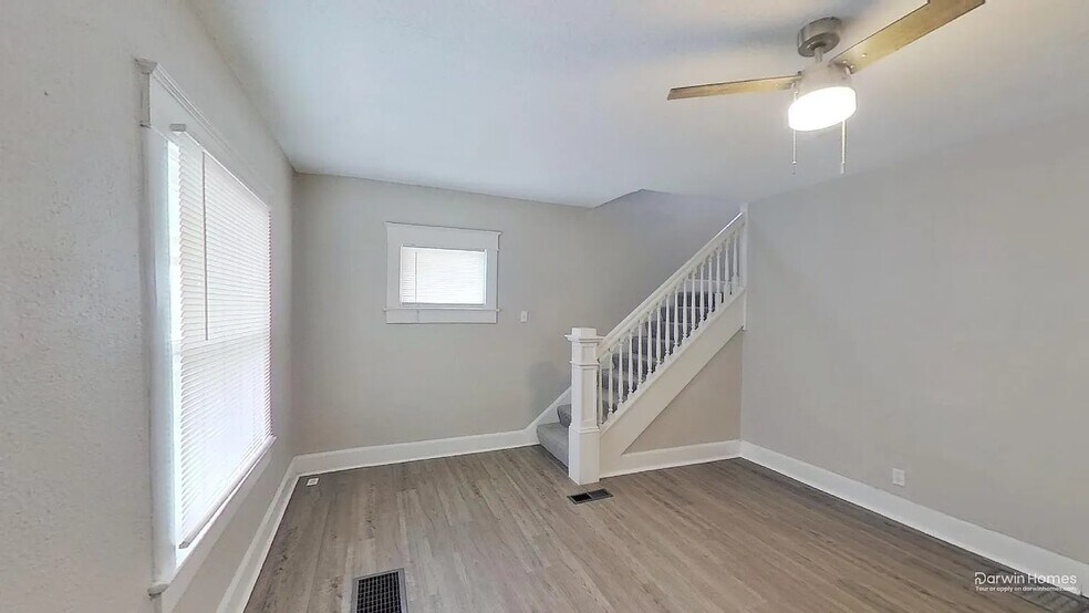 Building Photo - 215 North 23 Street, 66102; #1202866 - 1202866