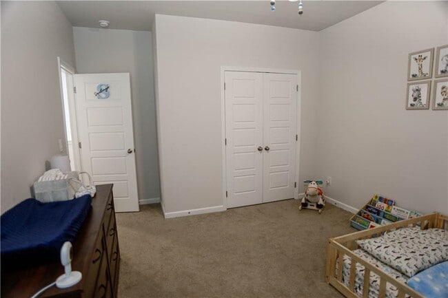Building Photo - 5329 Fox Hl Ln