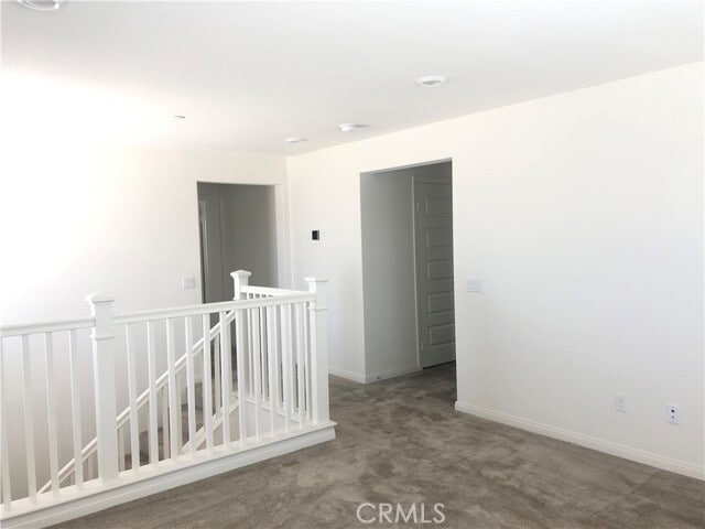 Building Photo - 2735 E Howlett Ln