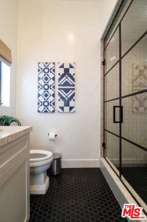 Building Photo - 1249 S Plymouth Blvd