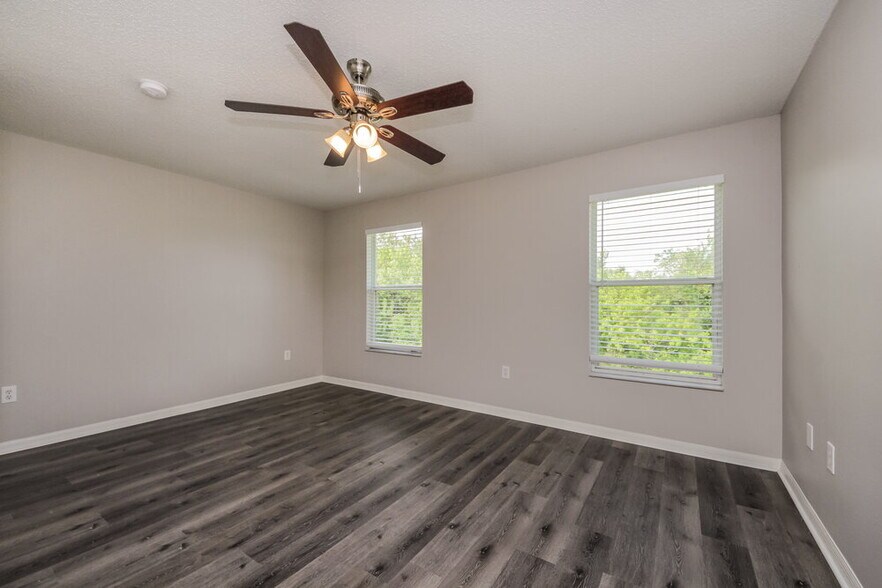 Building Photo - 251 Southbridge Cir