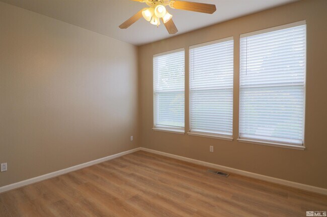 Building Photo - 690 Caughlin Glen