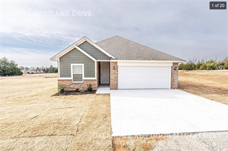 Building Photo - 5301 Grassland Dr