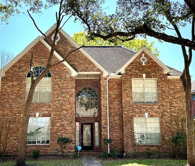 Building Photo - 3302 Richland Dr