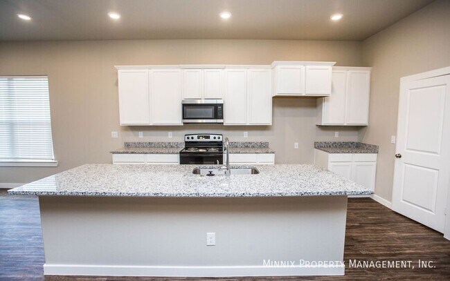 Building Photo - 2150 Kirksey Ave