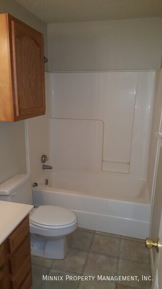 Building Photo - 2713 109th St