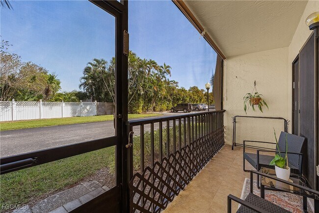 Building Photo - 12471 McGregor Blvd