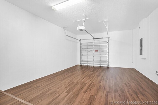 Building Photo - 1427 NW 34th Way