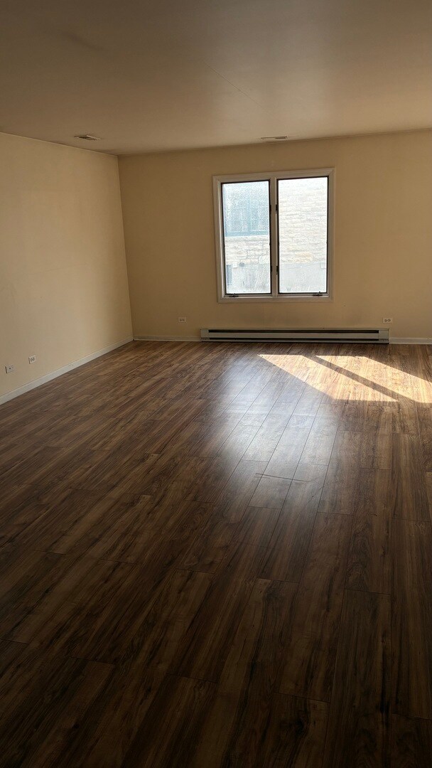 Building Photo - 155 Seymour Ave