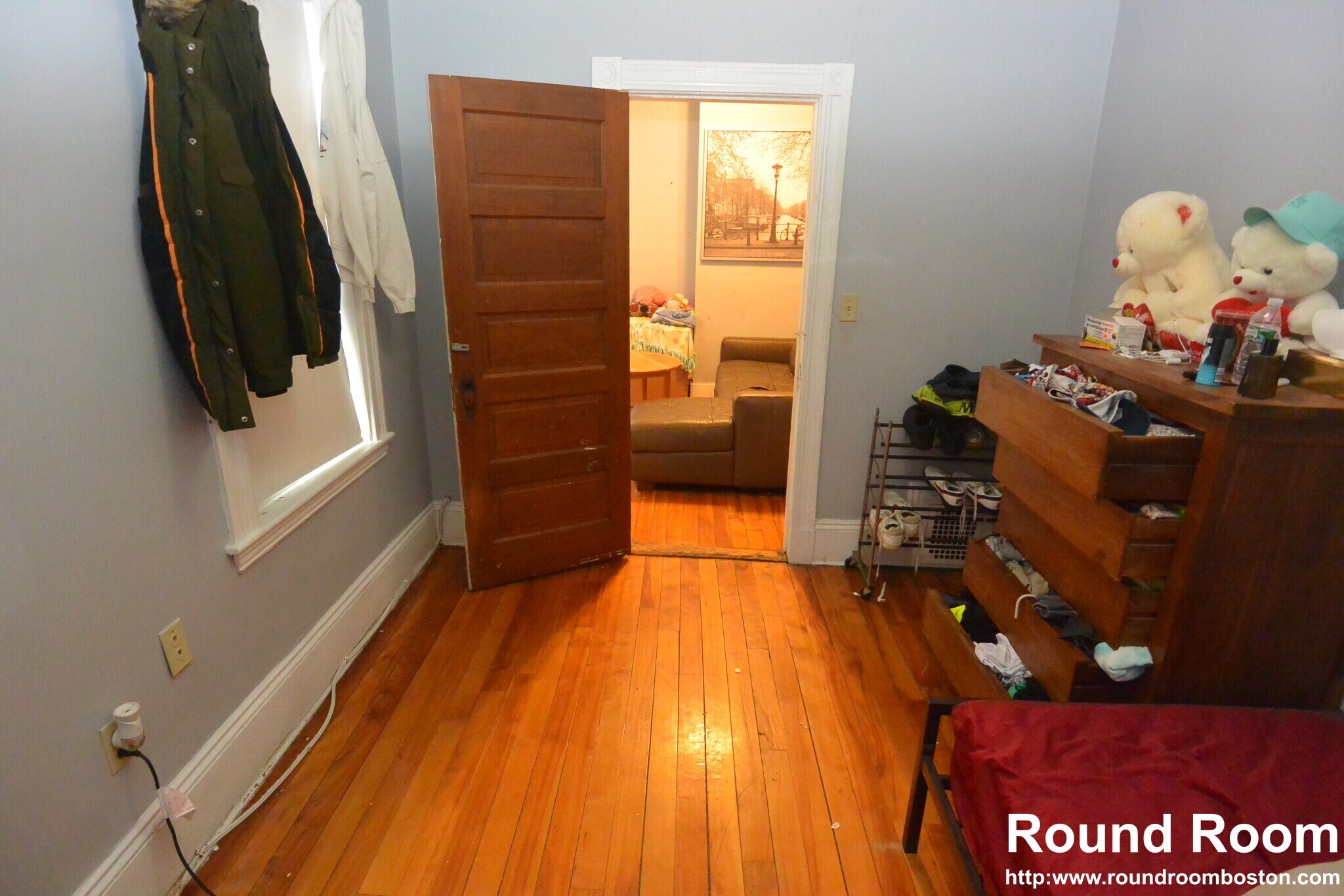 Building Photo - 10 Brackett St