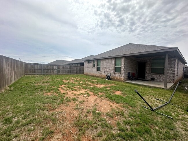Building Photo - 7539 Orion Rd