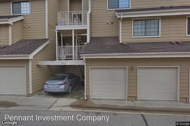Building Photo - 2 br, 2 bath House - 5914 Gunbarrel Ave #E