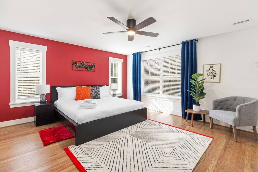 Building Photo - 806 Colorado Ave