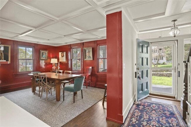 Building Photo - 40 Church St