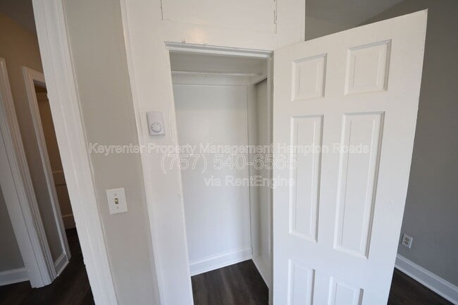 Building Photo - 101 Chesterfield Rd