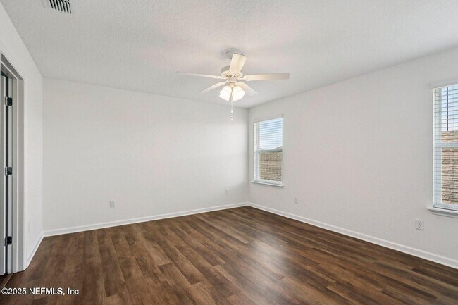Building Photo - 134 River Mist Dr
