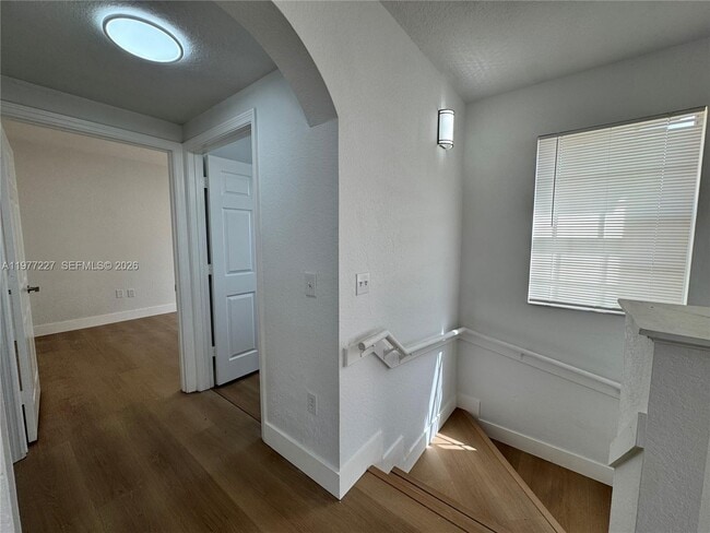 Building Photo - 201 Belmont Ln