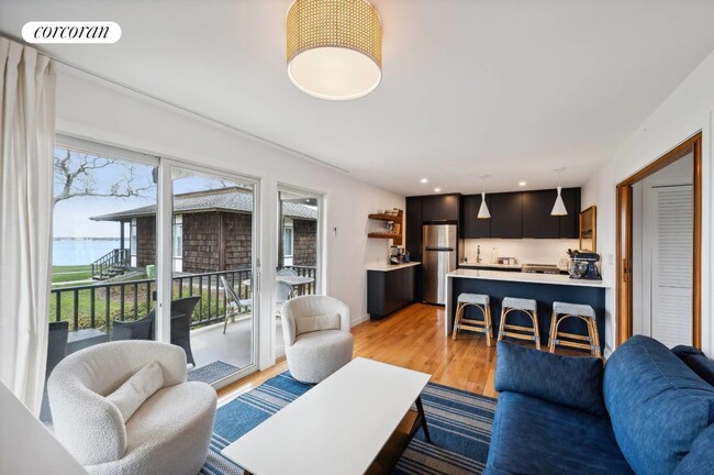 Building Photo - 13 Winthrop Rd