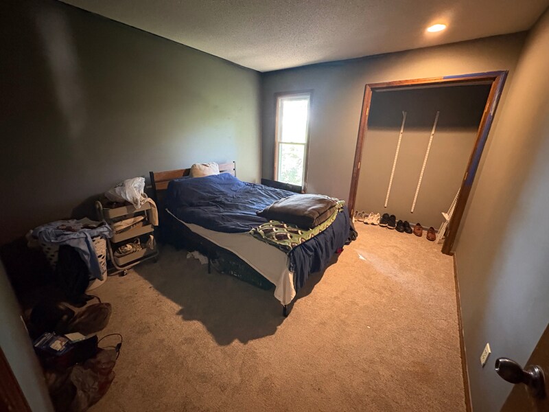 Building Photo - 5710 NW Verlin Dr