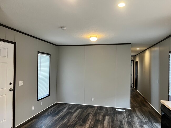 Building Photo - 3519 Loveside Terrace