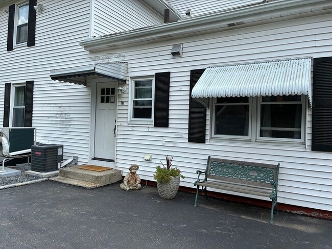 Building Photo - 88 Newman Ave