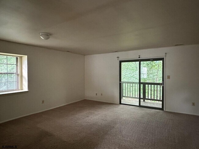 Building Photo - 3214 Juniper Ct
