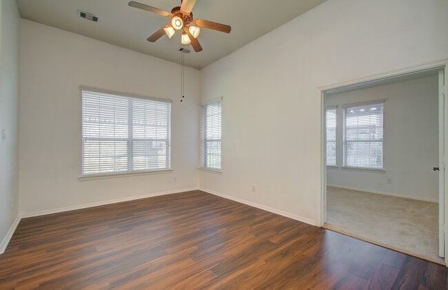 Building Photo - 18731 Cypress Loch Dr