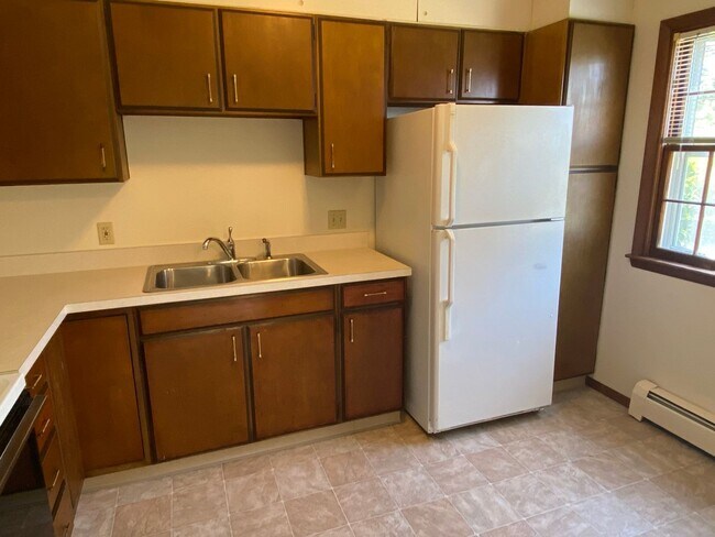 Building Photo - 105 O'Neil Dr