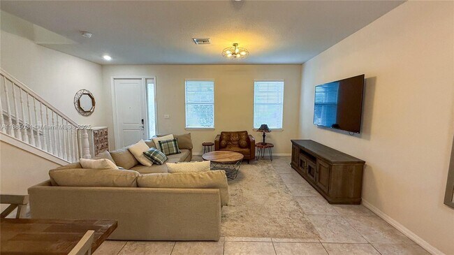 Building Photo - 5110 Eucalyptus Dr
