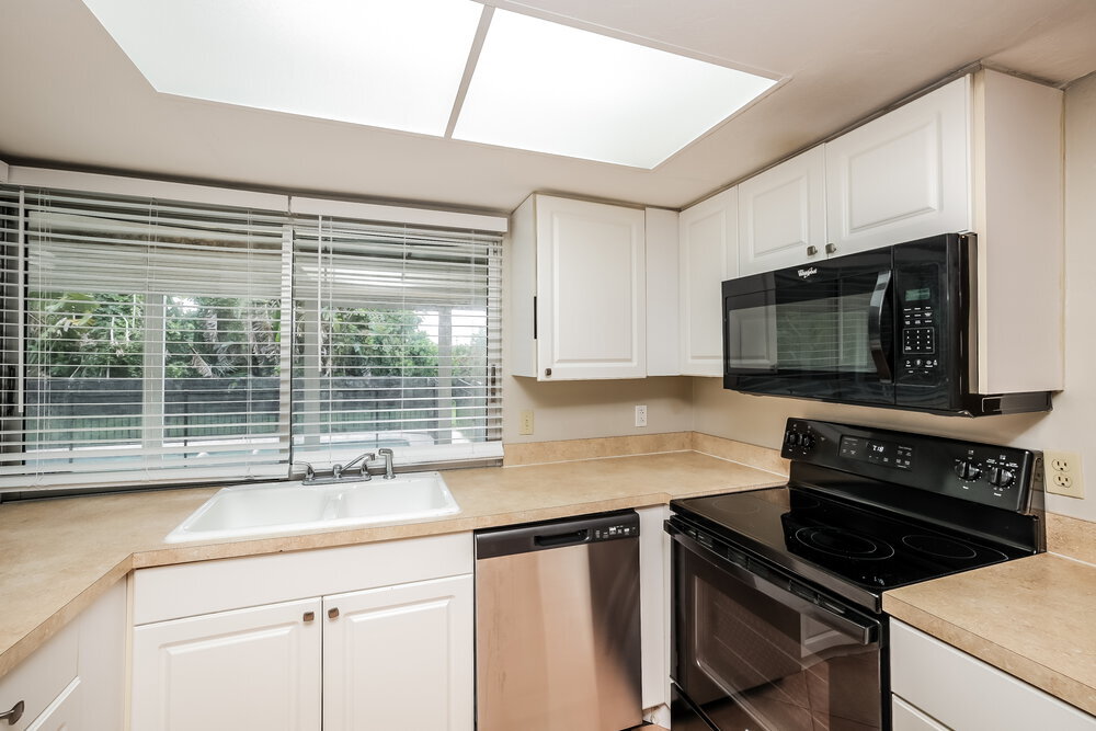 Building Photo - 349 Bay Meadows Dr