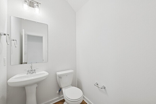 Building Photo - 5847 Sunrise Btm Ln