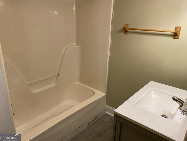 Building Photo - 23 E New St