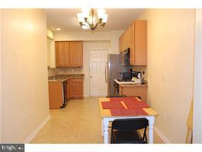 Building Photo - 49 Heath Ct