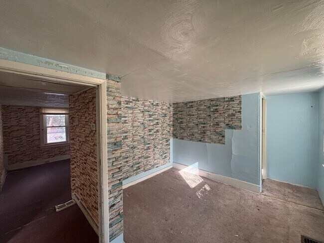 Building Photo - Use Your Tax Return For This Sweetheart of a Deal! This is a Lease-to-Own – Not a typical rental.