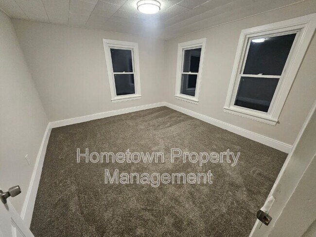 Building Photo - 2689 Strickhouser Rd