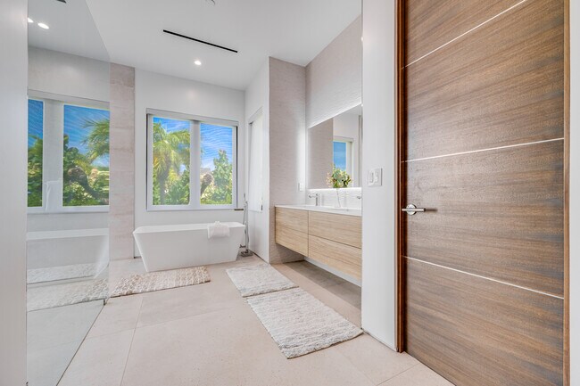 Building Photo - 16 Kumu Niu Pl