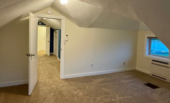 Building Photo - So close to the water you can hear the ferry announcements....oh and the sunrise is spectacular