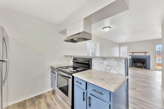 Building Photo - 5510 S Gold St