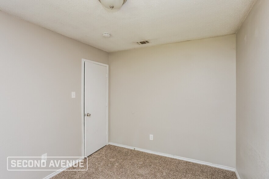 Building Photo - 1340 Cy Blackburn Cir