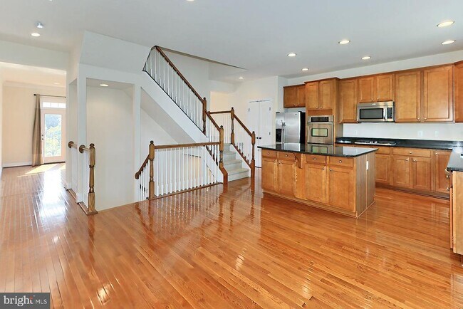 Building Photo - 22219 Falling Terrace